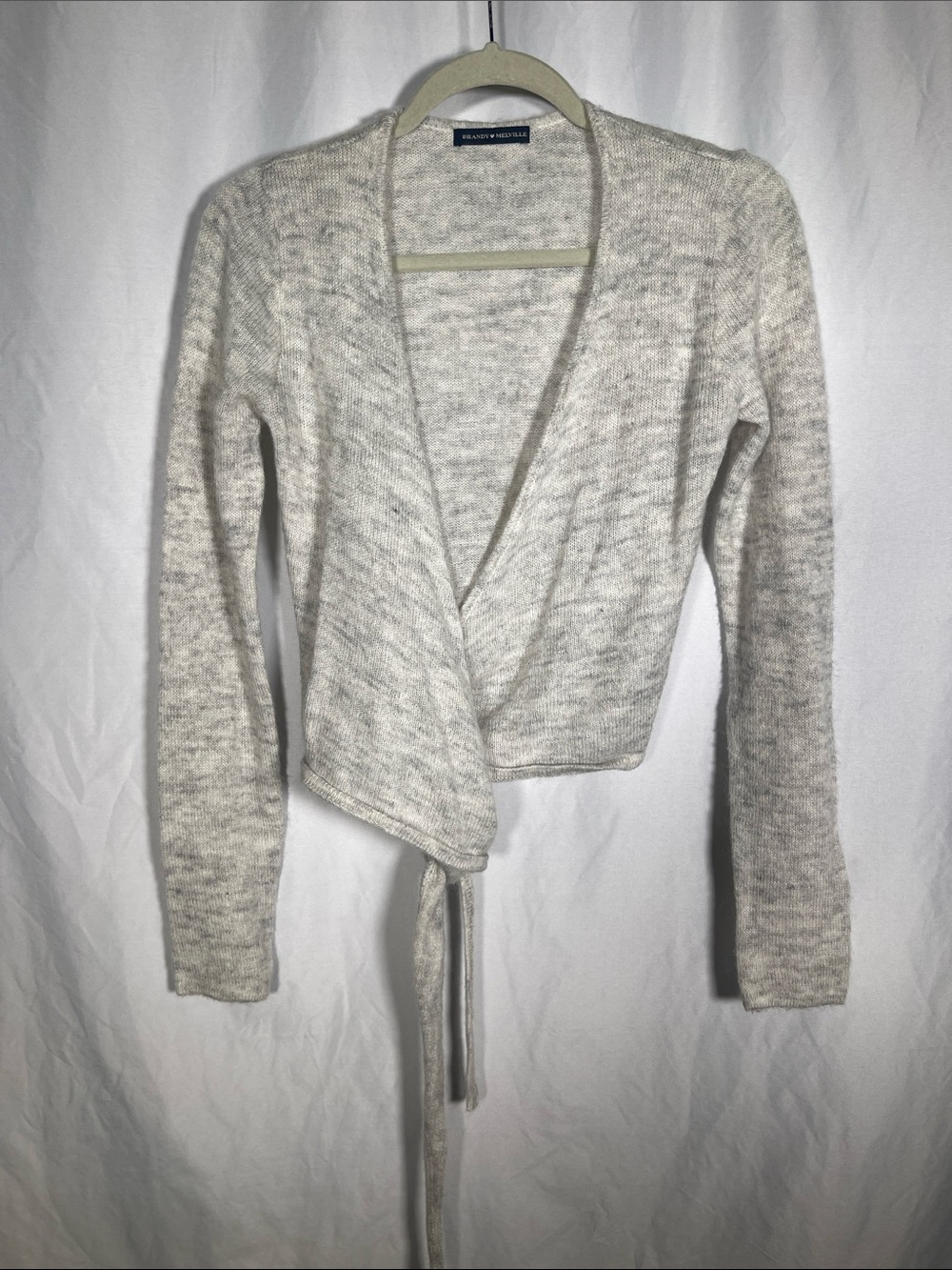 BRANDY MELVILLE WOMENS LIGHT GRAY WOOL WRAP SWEATER TOP
